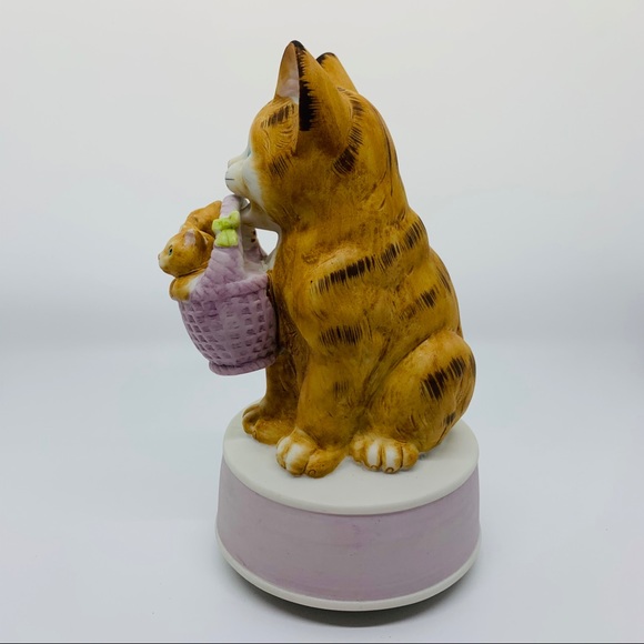 Mann Japan Accents Vintage 982 Mann Japan Cat And Kittens Music Box